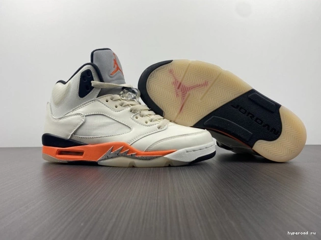 5 Retro Jordan Total DC1060-100 Orange 1106